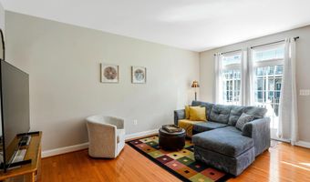 42076 BYRNES VIEW Ter, Aldie, VA 20105