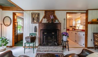 26 Don Gerry Rd, Bristol, NH 03222