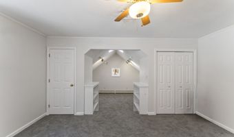 704 Cherry Brook Rd, Canton, CT 06019