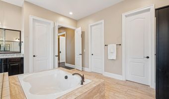 22979 HOMESTEAD LANDING Ct, Ashburn, VA 20148