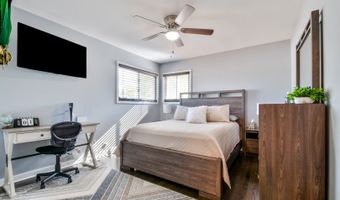441 S Yale Ave, Addison, IL 60101