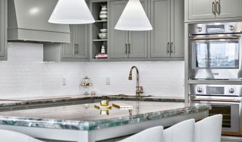 10 Rowes Wharf Ph4, Boston, MA 02110