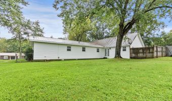 815 Martling Rd, Albertville, AL 35951