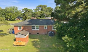 4415 Reaves Rd, Ayden, NC 28513