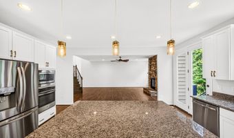 24823 BARRINGTON GROVE Ct, Aldie, VA 20105