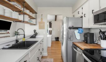 1140 Wing Dr, Ann Arbor, MI 48103