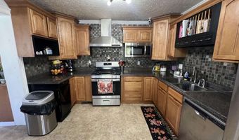 228 S MAPLE, Adamsville, TN 38310