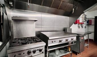 831 N Munsterman St, Appleton, MN 56208