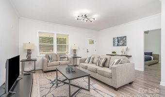 1017 Pegram St, Charlotte, NC 28205