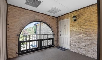 1311 Wellington Pl, Aberdeen, NJ 07747