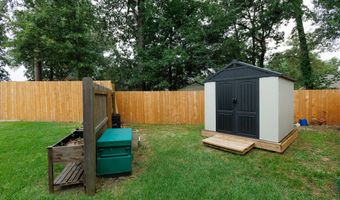 221 Cherrybark Ln, Brandon, MS 39047