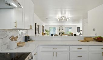 1038 Melrose Ave, Alameda, CA 94502