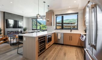 42 Riverfront Ln 206, Avon, CO 81620