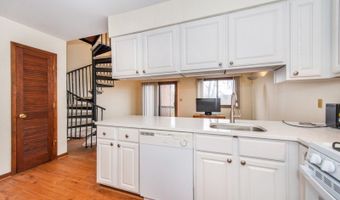 3 Port Royal Dr 4, Alloway, NJ 07462