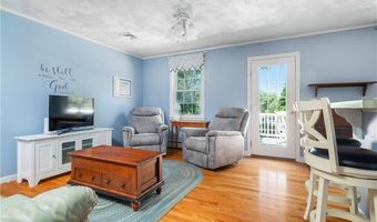 2985 Mendon Rd, Cumberland, RI 02864