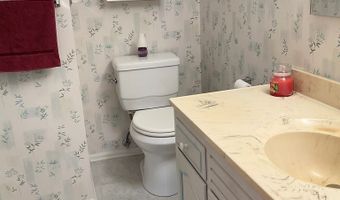 1053 Shady Ln, Ashland, OH 44805