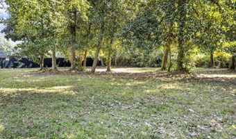 1126 Judge Sekul Ave, Biloxi, MS 39530