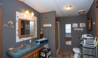 941 E Clayton Rd, Alderson, WV 24910