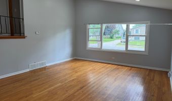 934 S Harvard Ave, Addison, IL 60101