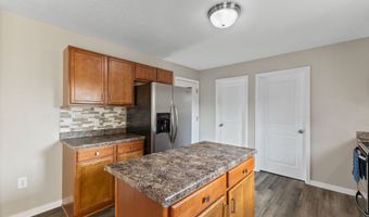 5012 NE Innsbruck Dr, Ankeny, IA 50021