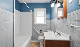 16 FORD Ave, Boonsboro, MD 21713