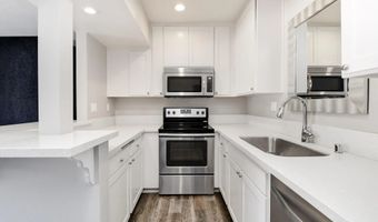 6775 Alvarado Rd 21, San Diego, CA 92120