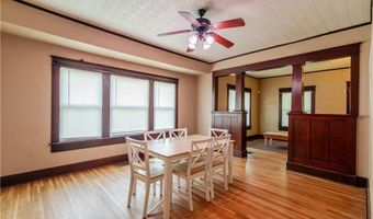 905 Parallel St, Atchison, KS 66002