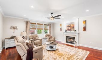 61 Cliffwood Dr, Allentown, NJ 08501