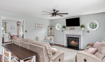 48 MADDOX Ln, Amissville, VA 20106