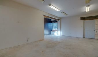 26 La Canada Rd, Arroyo Seco, NM 87514