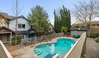 436 Chestnut St, Ashland, OR 97520