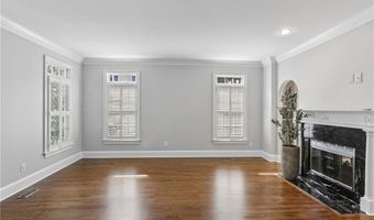1014 Lenox Crst NE, Atlanta, GA 30324