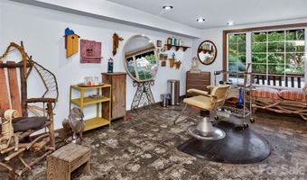 30 Maney Ave, Asheville, NC 28804