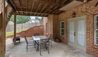 100 LANE PARK Dr, Alabaster, AL 35114