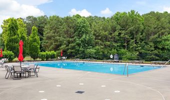 9390 Old Preserve Trl, Ball Ground, GA 30107