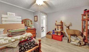 2205 Elmcrest Dr, Bardstown, KY 40004