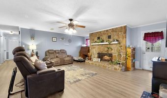 520 Kimberly Dr, Albertville, AL 35950