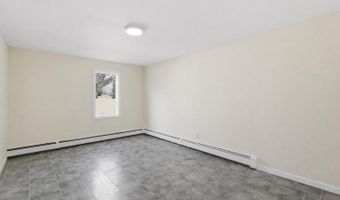 41 Madison Ave, Amityville, NY 11701