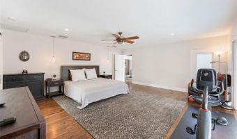 1245 MUNSTER St, Orlando, FL 32803