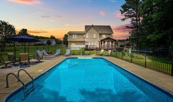 3704 Highland Creek Dr, Apex, NC 27539