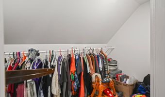 424 Broadway St, Aurora, IN 47001