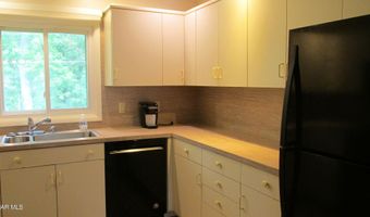 100 Lynndale Rd, Altoona, PA 16602