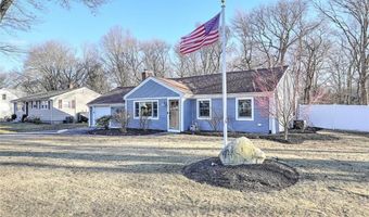 12 Grassy Plain Rd, Barrington, RI 02806