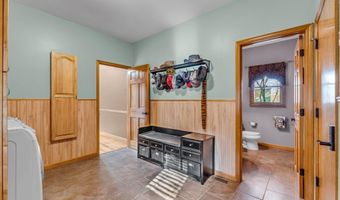 731 E 1100 Rd, Baldwin City, KS 66006