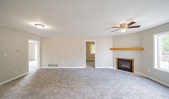 3290 Carolyn Ln, Ammon, ID 83406