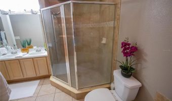 878 LAKE JACKSON Cir, Apopka, FL 32703