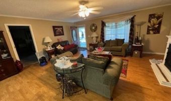 2361 Parway Dr, Hamer, SC 29547