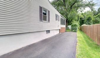 42 William St, Bayonne, NJ 07035
