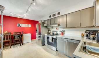 306 Sunset Dr, Aurora, IN 47001