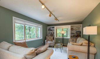 648 Beech Hill Rd, Auburn, ME 04210